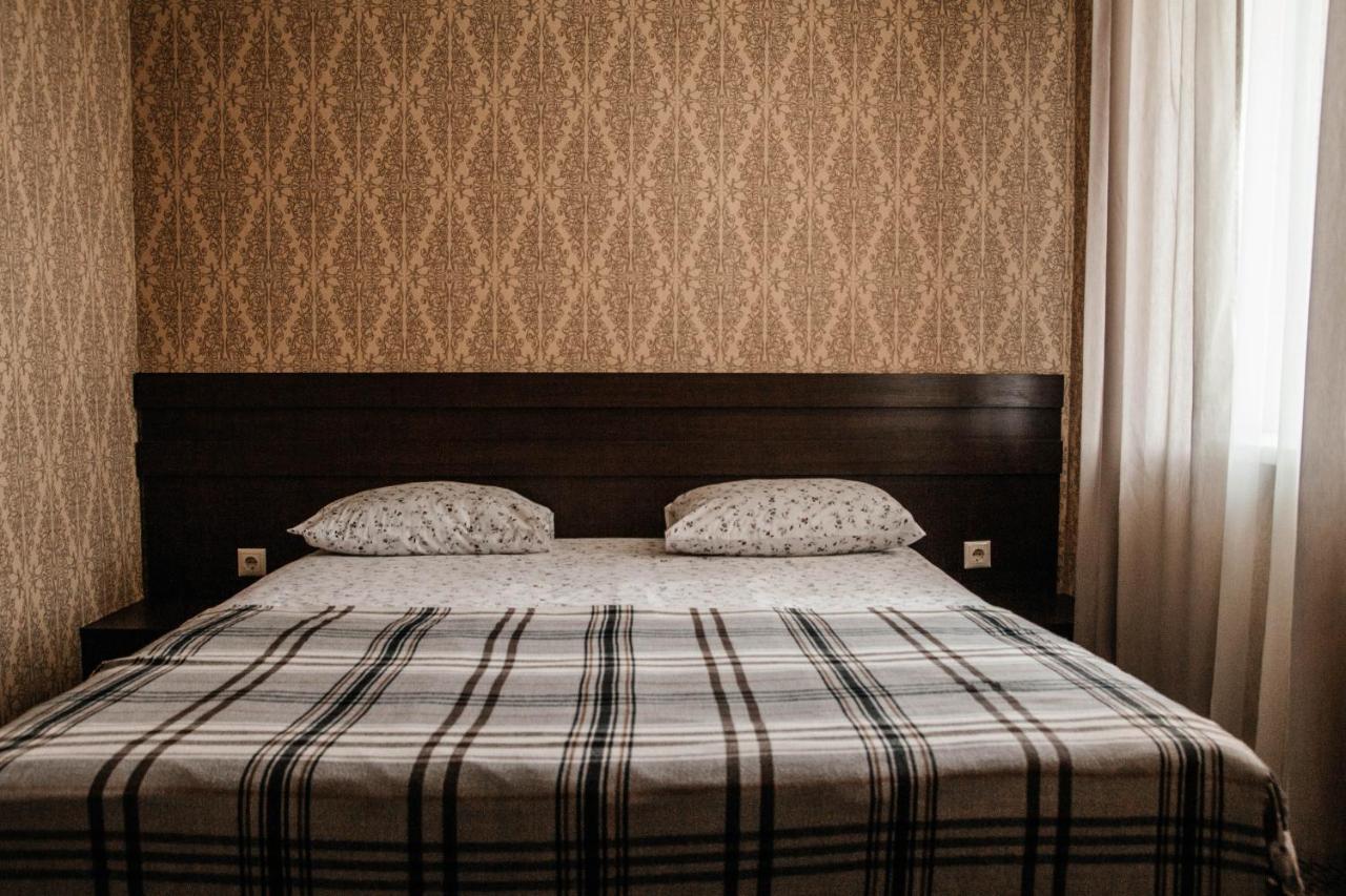 Mini-Hotel La Menska Minsk Extérieur photo