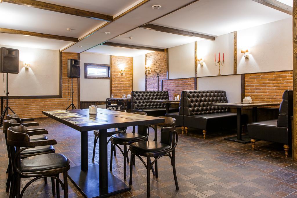 Mini-Hotel La Menska Minsk Extérieur photo